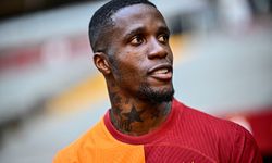 Leicester'dan Galatasaray'a Şok Şart: Wilfried Zaha İçin Transfer Çıkmazı!