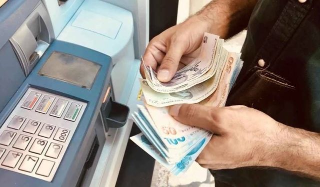 ATM'lerde Para Çekme Sistemi Değişiyor: Artık Sadece 100 ve 200 TL Banknotlar Kullanılacak