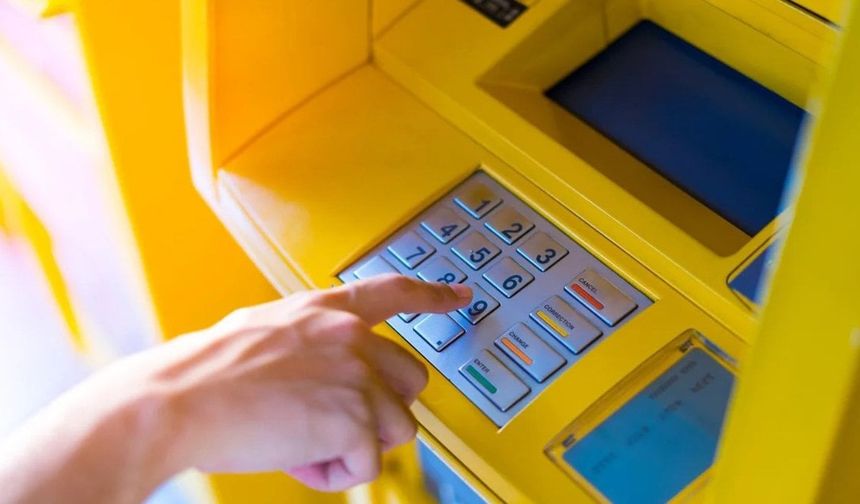 Postbank 250 Şubesini Kapatıyor: Dijitalleşme Almanya'da Bankacılığı Değiştiriyor